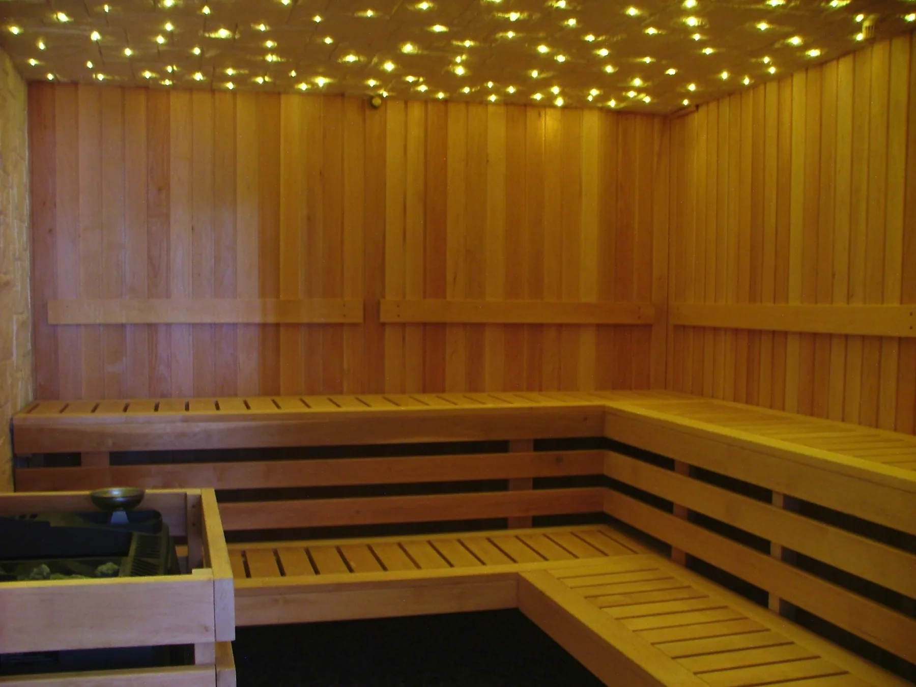 area wellness con piscina