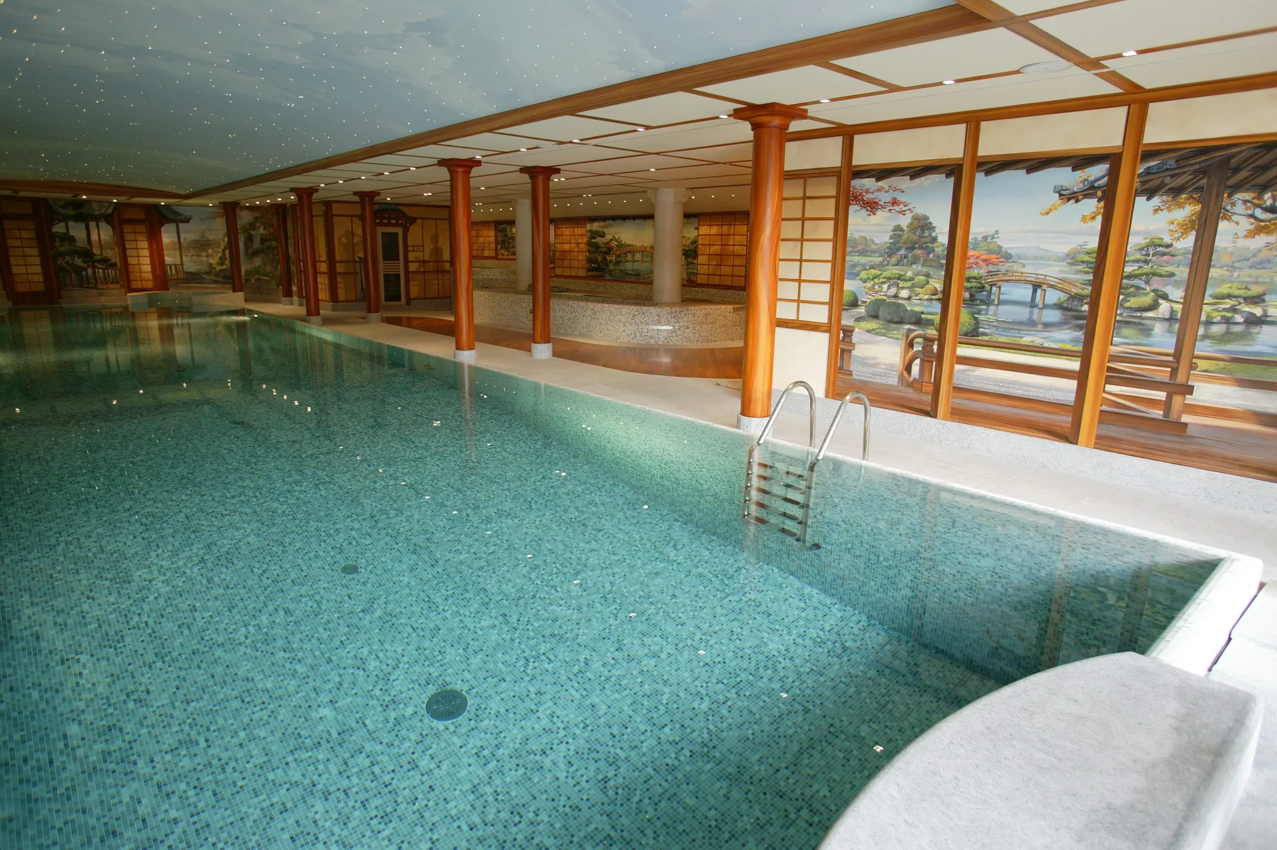 dettaglio piscina interna
