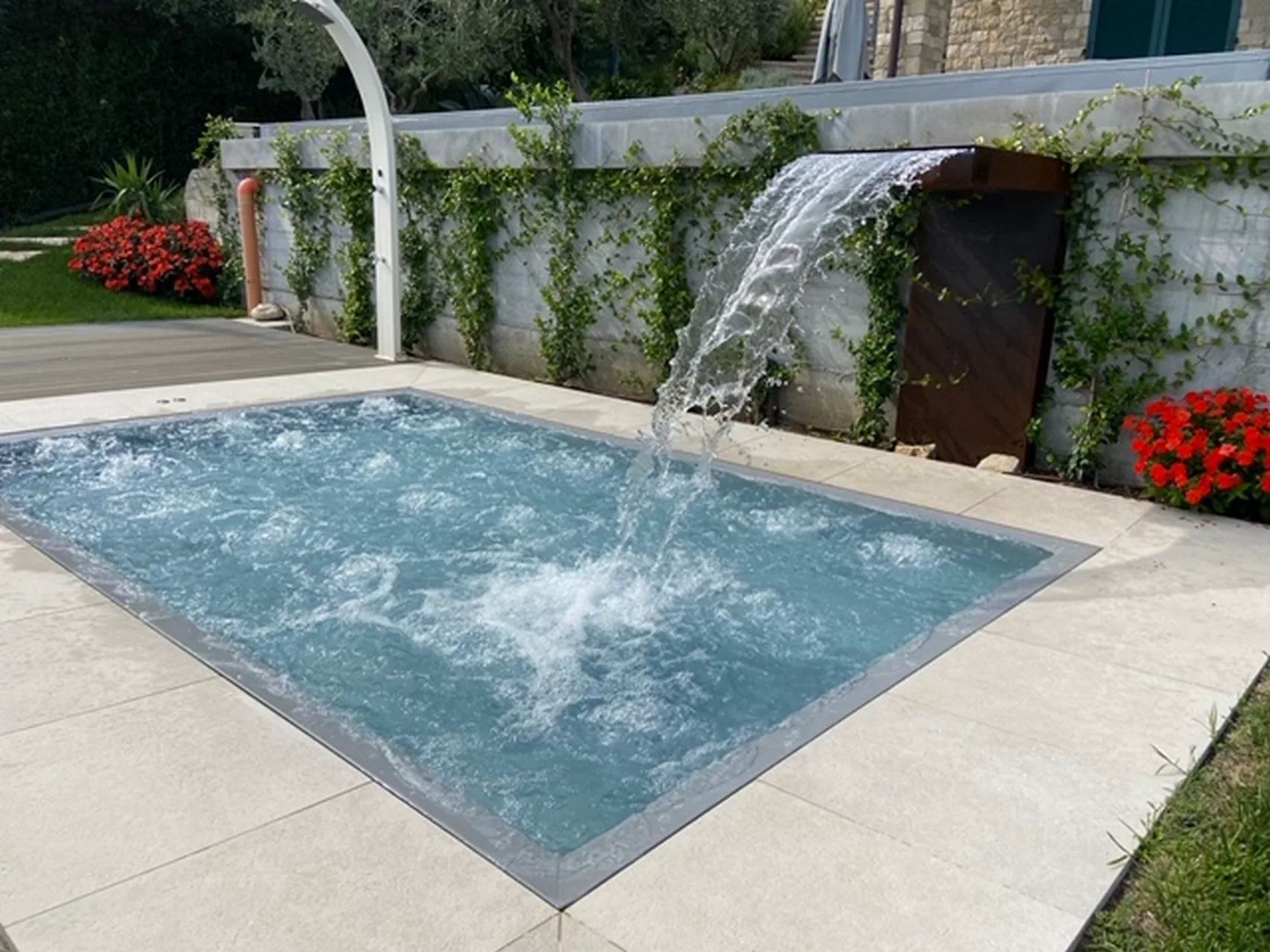 minipiscina idromassaggio wellness
