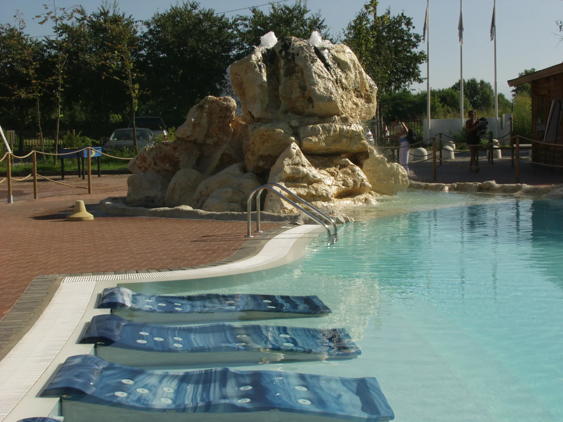 piscina sfioro design